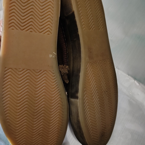 They're Sold - Picture 4 of 5